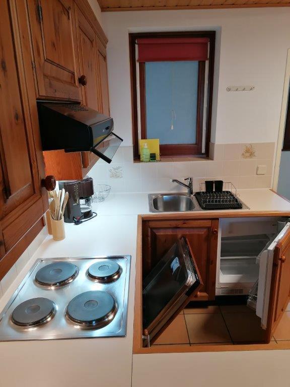 Gerlitzen Ferienappartement Paul Im Ski- Und Wandergebiet, Kanzelhoehe, Ossiacher See Deutschberg Exteriör bild